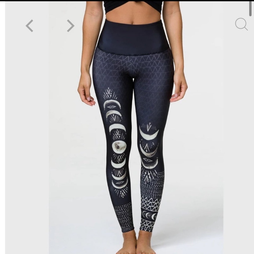 Moon phases Onszie leggings S/M